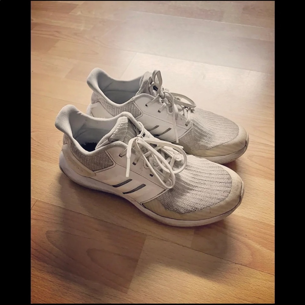 Adidas cloudfoam sneakers